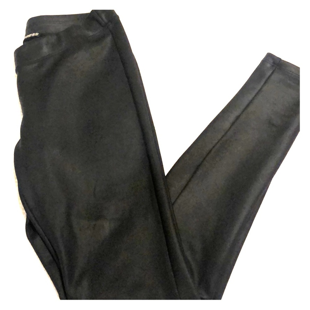 Faux Leather Matte Leggings